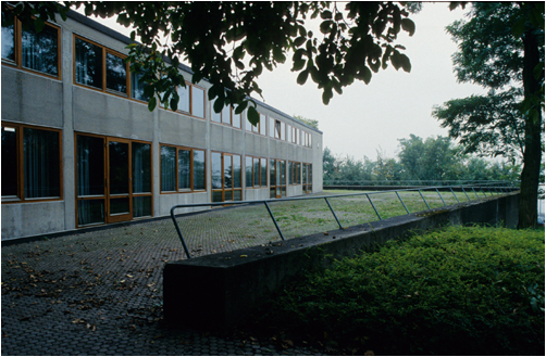 Schulgebäude, Eingangsbereich